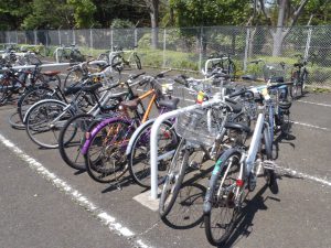 神奈川県平塚市で放置自転車と放置バイクの撤去を実施